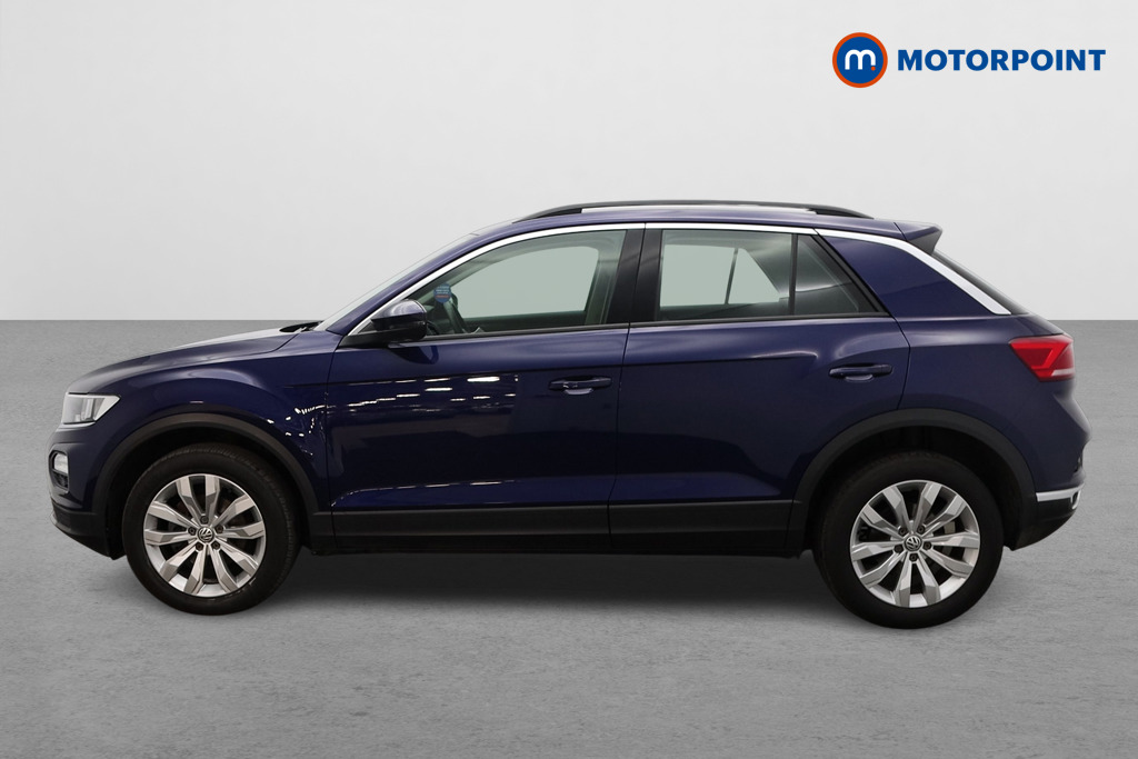 Volkswagen T-Roc SE Manual Diesel SUV - Stock Number (1600950) - Passenger side