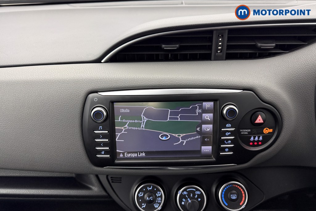 Toyota Yaris Icon Tech Manual Petrol Hatchback - Stock Number (1601176) - 2nd supplementary image