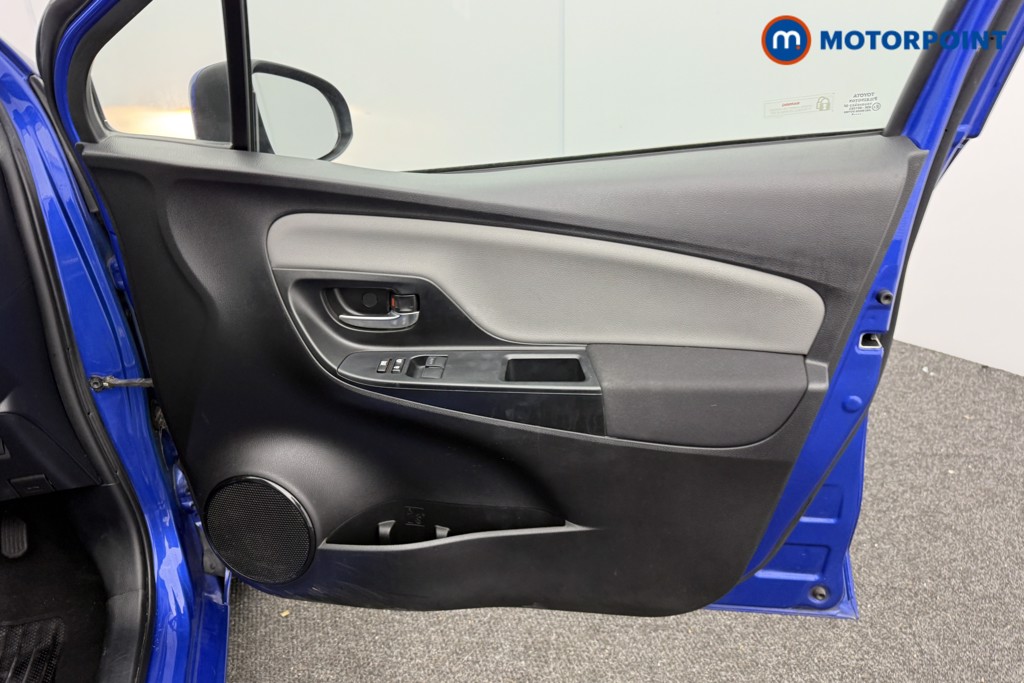 Toyota Yaris Icon Tech Manual Petrol Hatchback - Stock Number (1601176) - 17th supplementary image