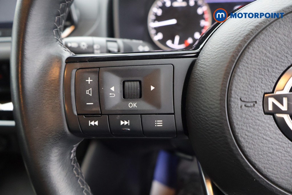 Nissan Qashqai Acenta Premium Manual Petrol SUV - Stock Number (1601335) - 2nd supplementary image