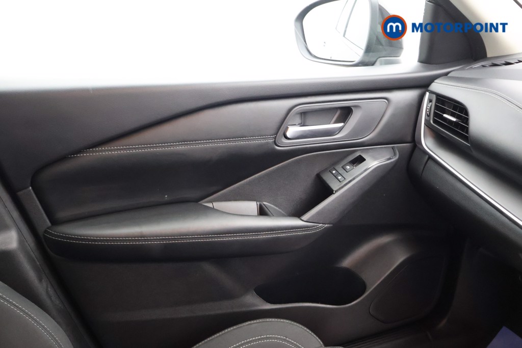 Nissan Qashqai Acenta Premium Manual Petrol SUV - Stock Number (1601335) - 11th supplementary image