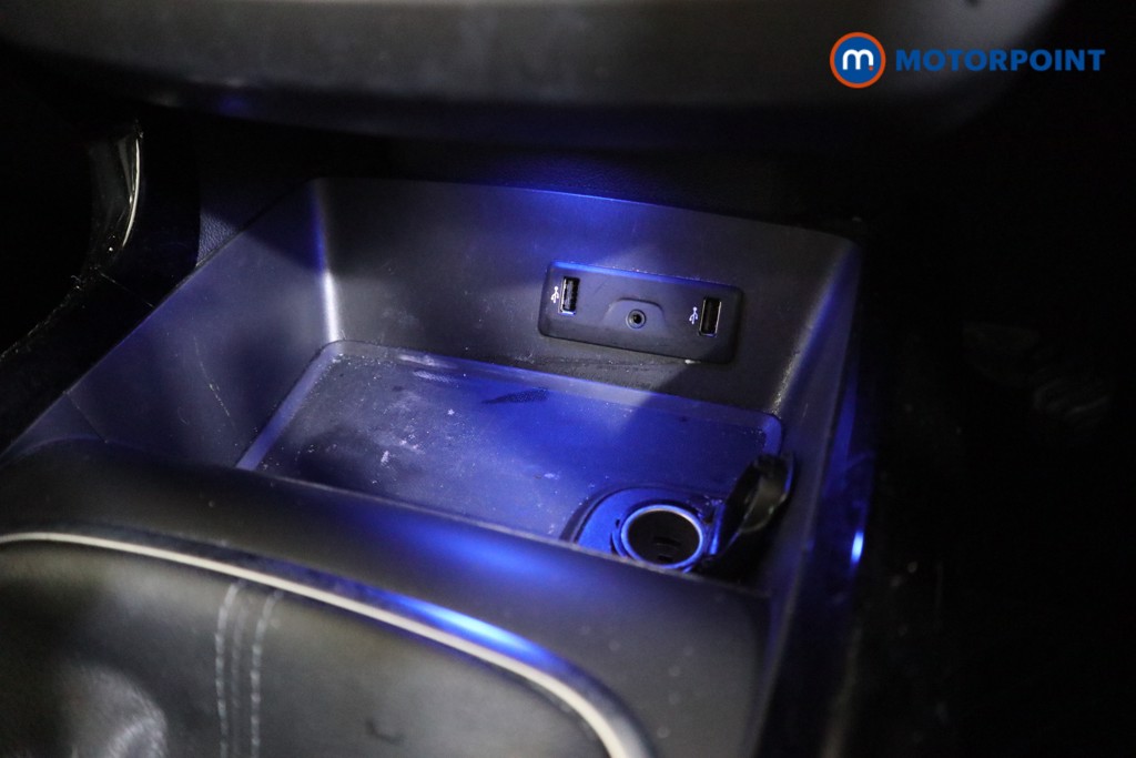 Renault Kadjar Iconic Manual Petrol SUV - Stock Number (1601649) - 9th supplementary image