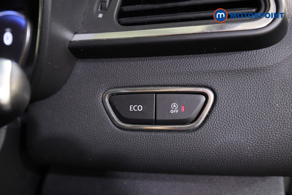 Renault Kadjar Iconic Manual Petrol SUV - Stock Number (1601649) - 13th supplementary image