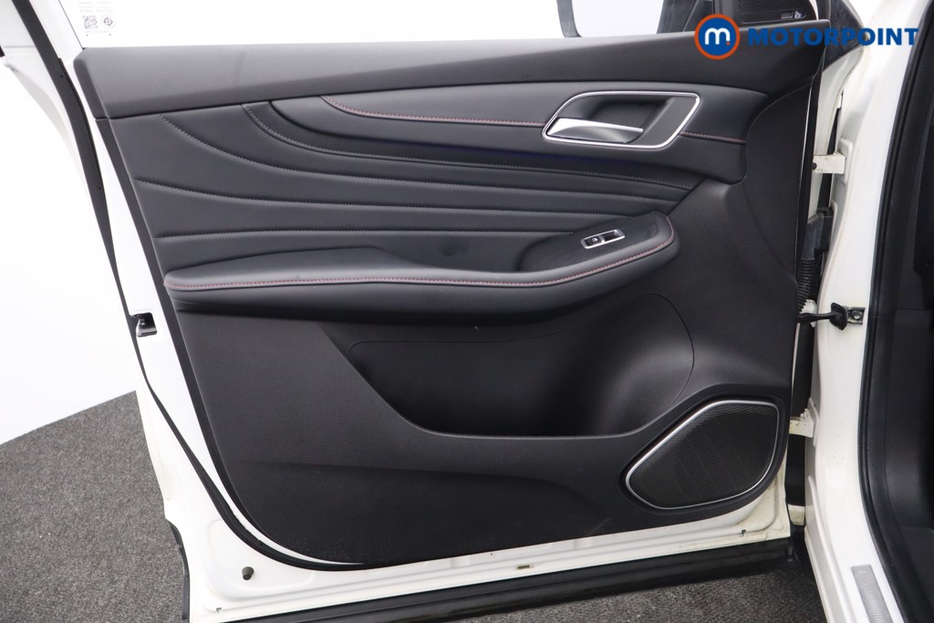 Mg Motor Uk HS Exclusive Automatic Petrol Plug-In Hybrid SUV - Stock Number (1602004) - 18th supplementary image