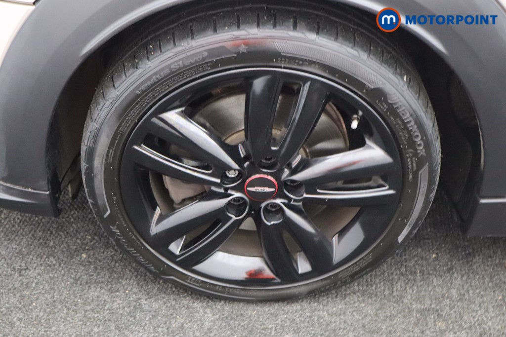 Mini Hatchback Cooper S Sport Automatic Petrol Hatchback - Stock Number (1602690) - 17th supplementary image