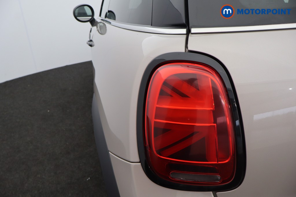 Mini Hatchback Cooper S Sport Automatic Petrol Hatchback - Stock Number (1602690) - 25th supplementary image