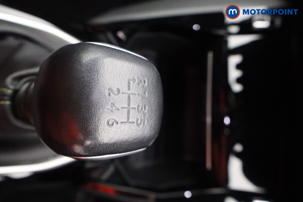 Peugeot 2008 Gt Premium Manual Petrol SUV - Stock Number (1603026) - 23rd supplementary image