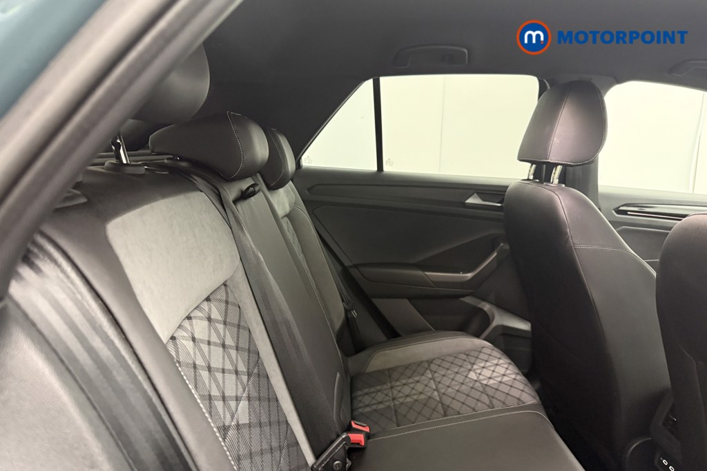 Volkswagen T-Roc R-Line Automatic Diesel SUV - Stock Number (1603423) - 14th supplementary image