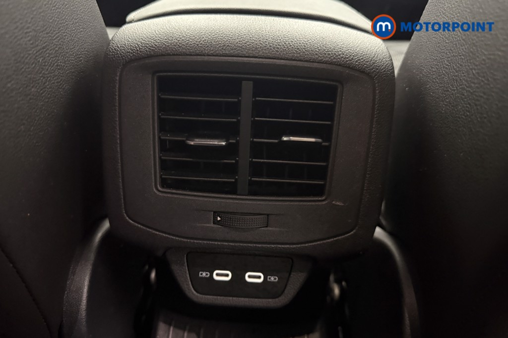 Volkswagen T-Roc R-Line Automatic Diesel SUV - Stock Number (1603423) - 19th supplementary image