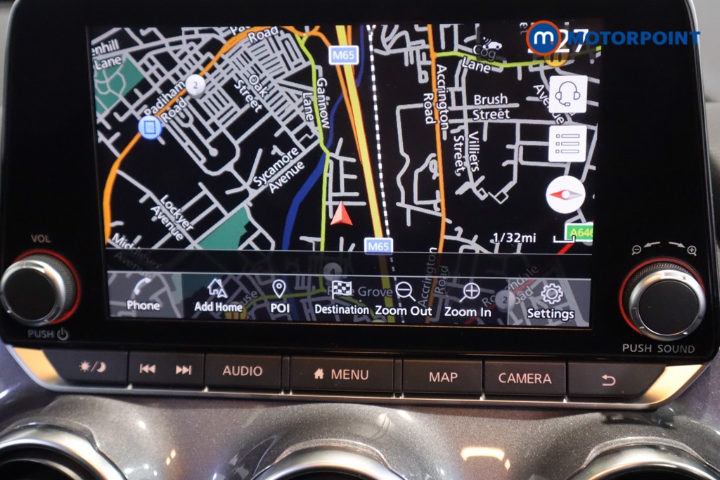 Nissan Juke N-Connecta Manual Petrol SUV - Stock Number (1603534) - 2nd supplementary image