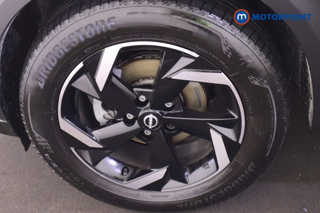 Nissan Juke N-Connecta Manual Petrol SUV - Stock Number (1603534) - 10th supplementary image