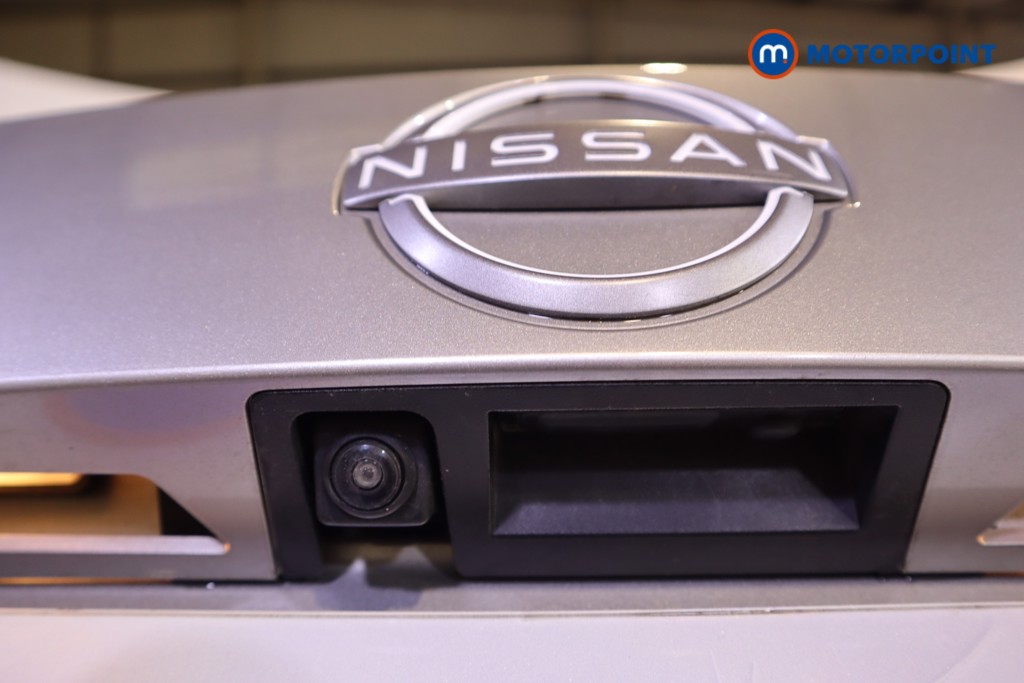 Nissan Juke N-Connecta Manual Petrol SUV - Stock Number (1603534) - 27th supplementary image