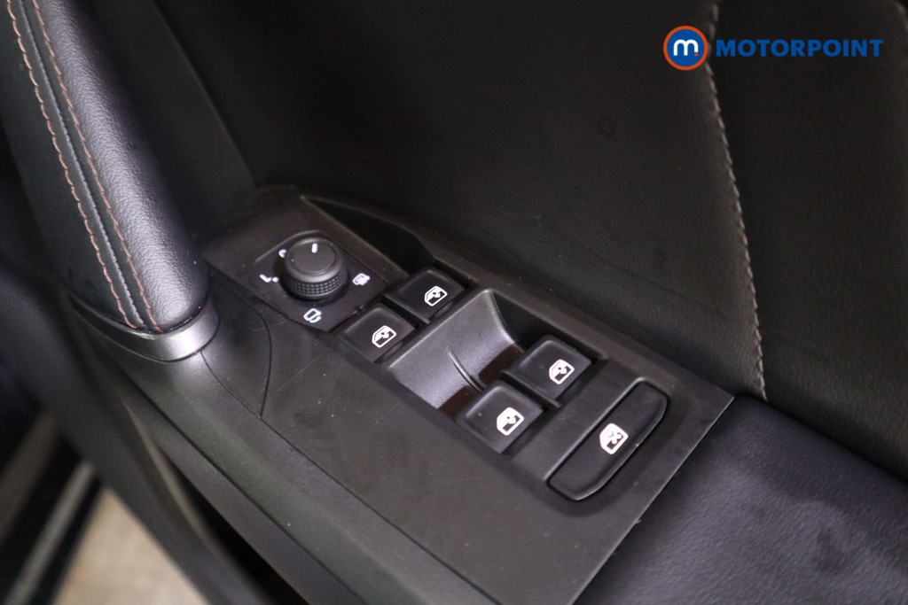 Cupra Leon V1 Manual Petrol Hatchback - Stock Number (1604179) - 11th supplementary image