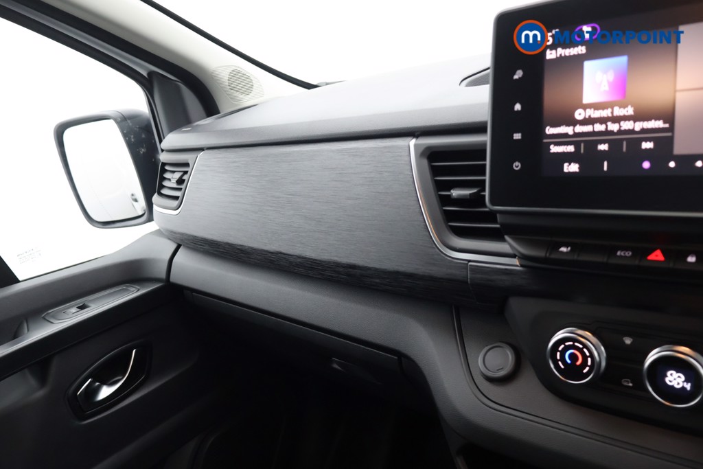 Renault Trafic Advance Automatic Electric Panel Van - Stock Number (1604193) - 10th supplementary image