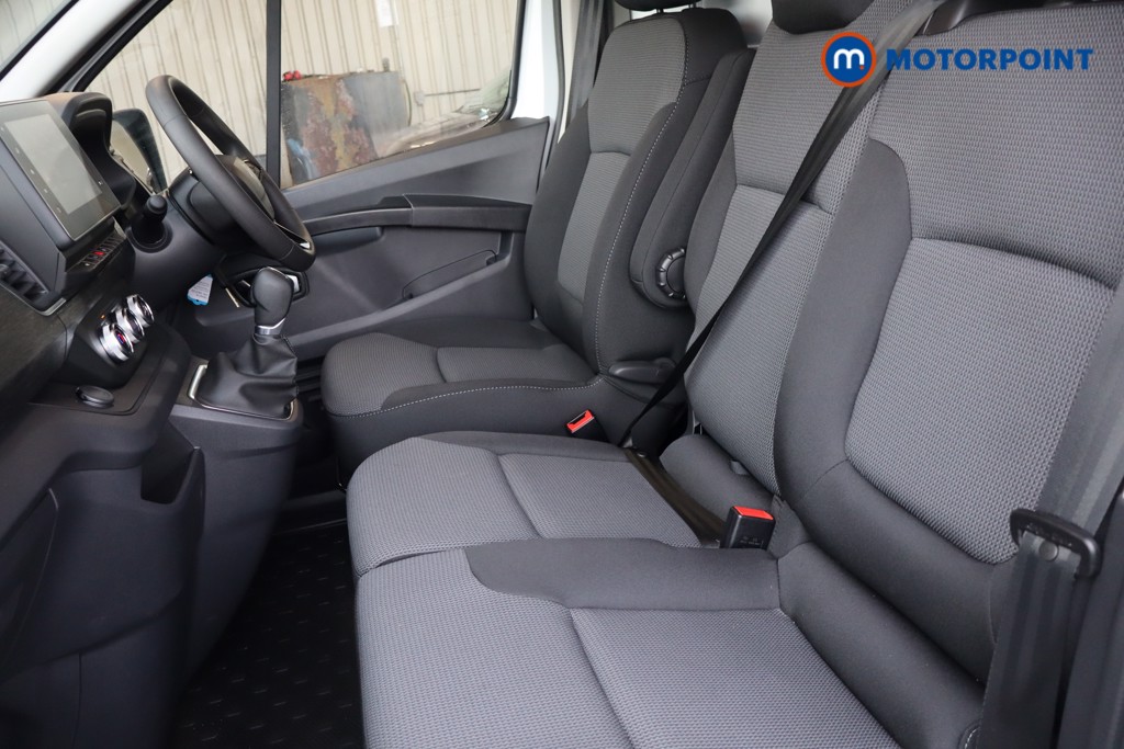 Renault Trafic Advance Automatic Electric Panel Van - Stock Number (1604216) - 3rd supplementary image