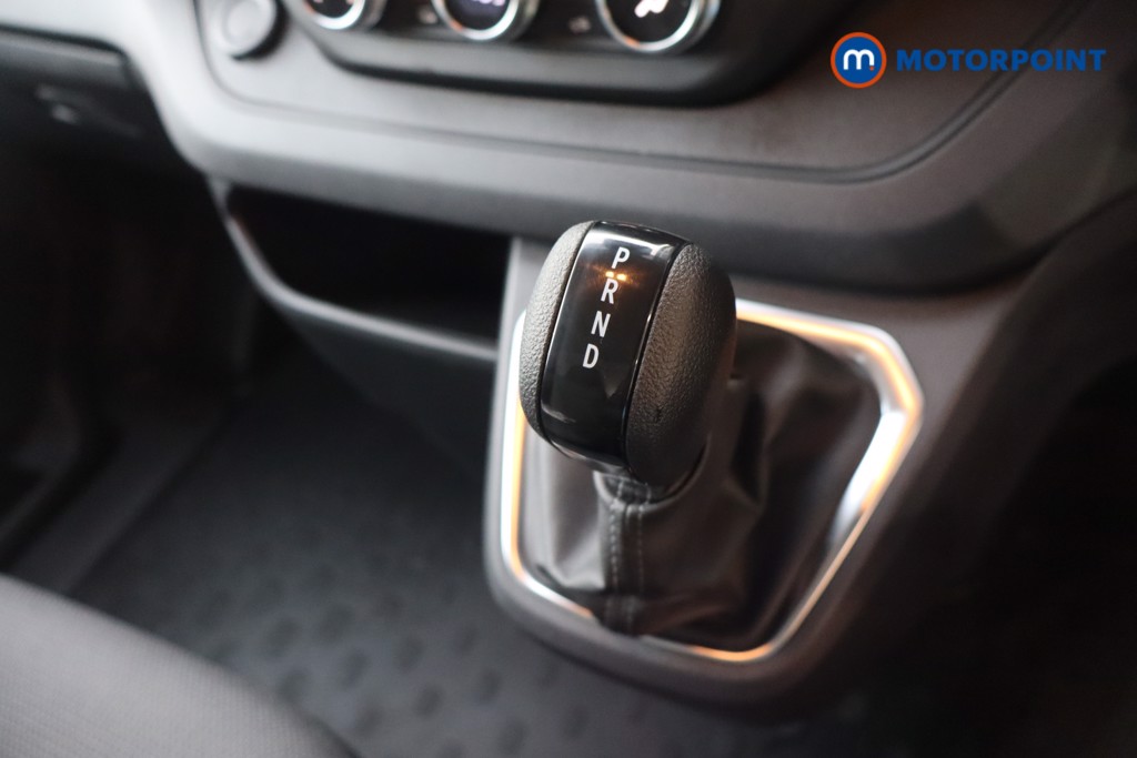 Renault Trafic Advance Automatic Electric Panel Van - Stock Number (1604216) - 19th supplementary image