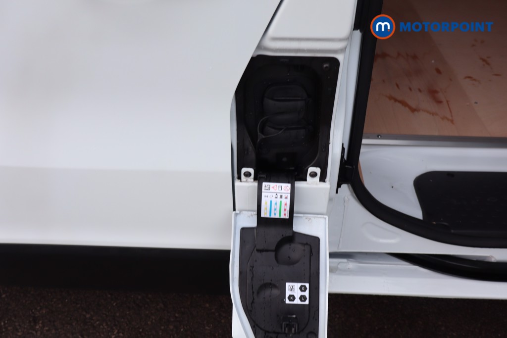 Renault Trafic Advance Automatic Electric Panel Van - Stock Number (1604216) - 34th supplementary image