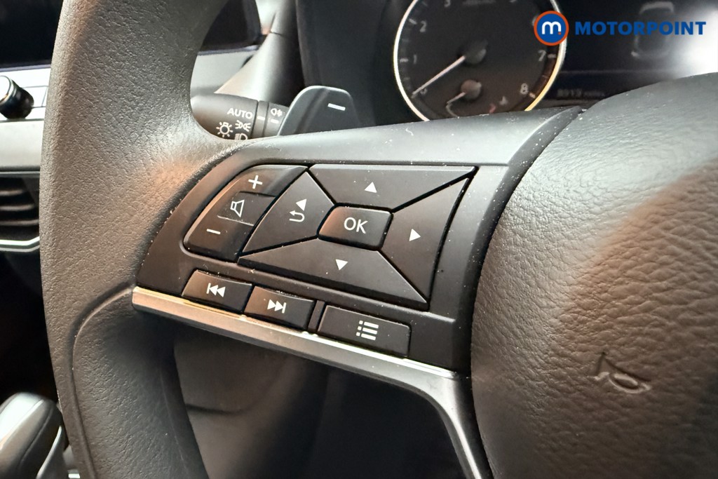 Nissan Juke Acenta Premium Automatic Petrol SUV - Stock Number (1604374) - 3rd supplementary image