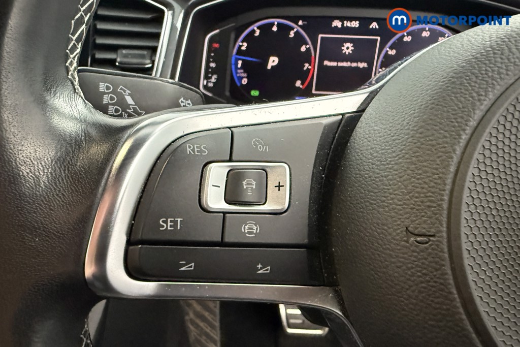 Volkswagen T-Roc R-Line Automatic Petrol SUV - Stock Number (1604474) - 4th supplementary image