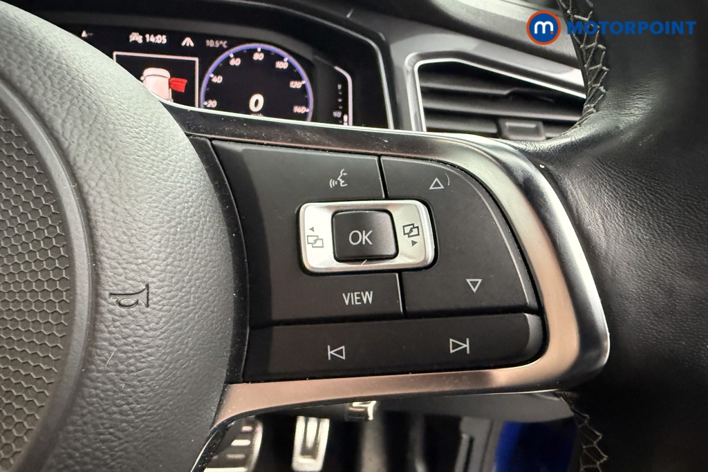 Volkswagen T-Roc R-Line Automatic Petrol SUV - Stock Number (1604474) - 5th supplementary image