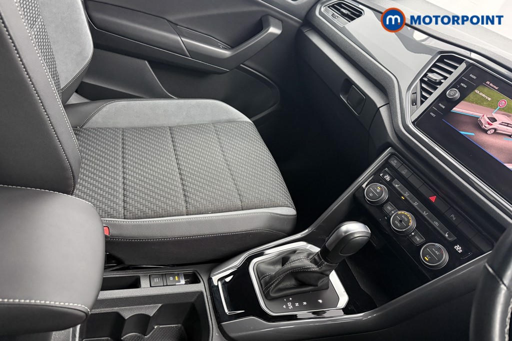 Volkswagen T-Roc R-Line Automatic Petrol SUV - Stock Number (1604474) - 18th supplementary image