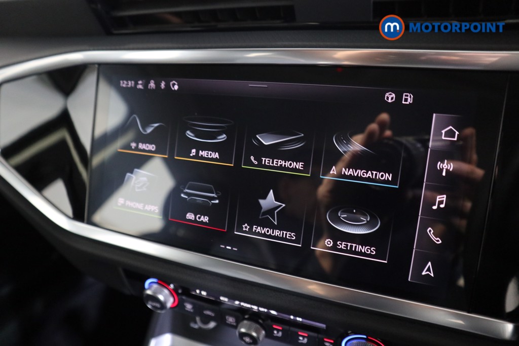 Audi Q3 Technik Manual Petrol SUV - Stock Number (1604695) - 6th supplementary image