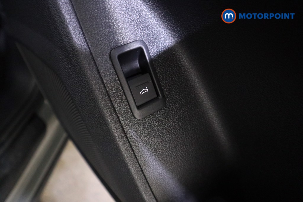 Audi Q3 Technik Manual Petrol SUV - Stock Number (1604695) - 13th supplementary image