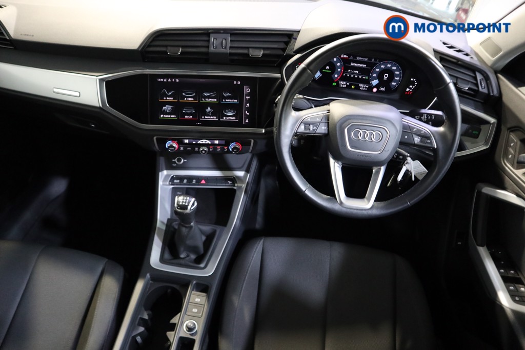 Audi Q3 Technik Manual Petrol SUV - Stock Number (1604695) - 1st supplementary image