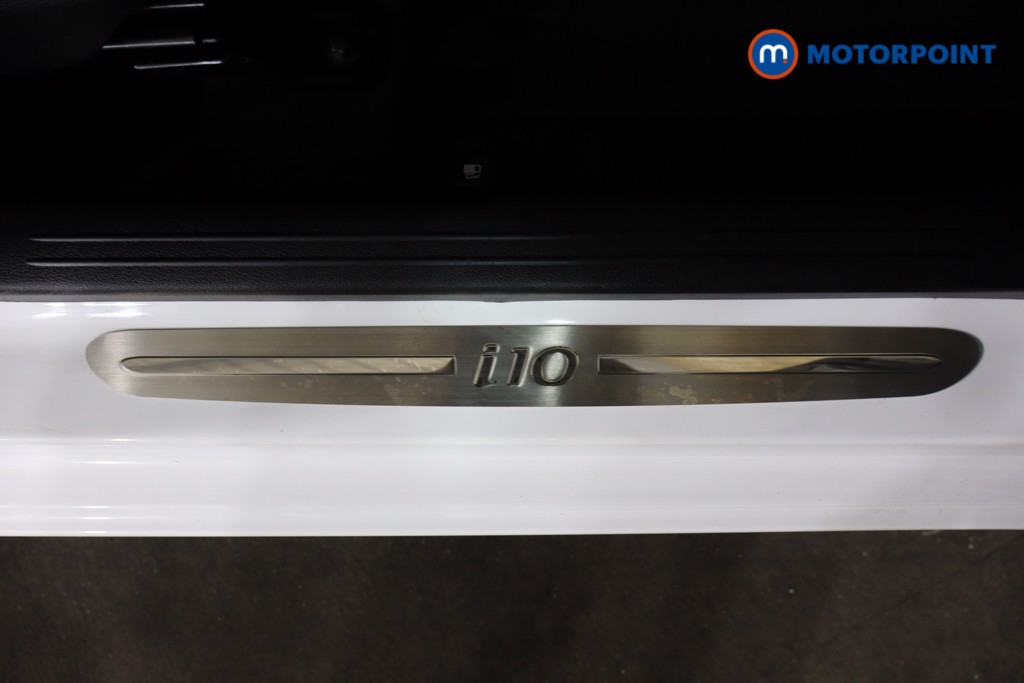 Hyundai I10 Advance Manual Petrol Hatchback - Stock Number (1604707) - 19th supplementary image