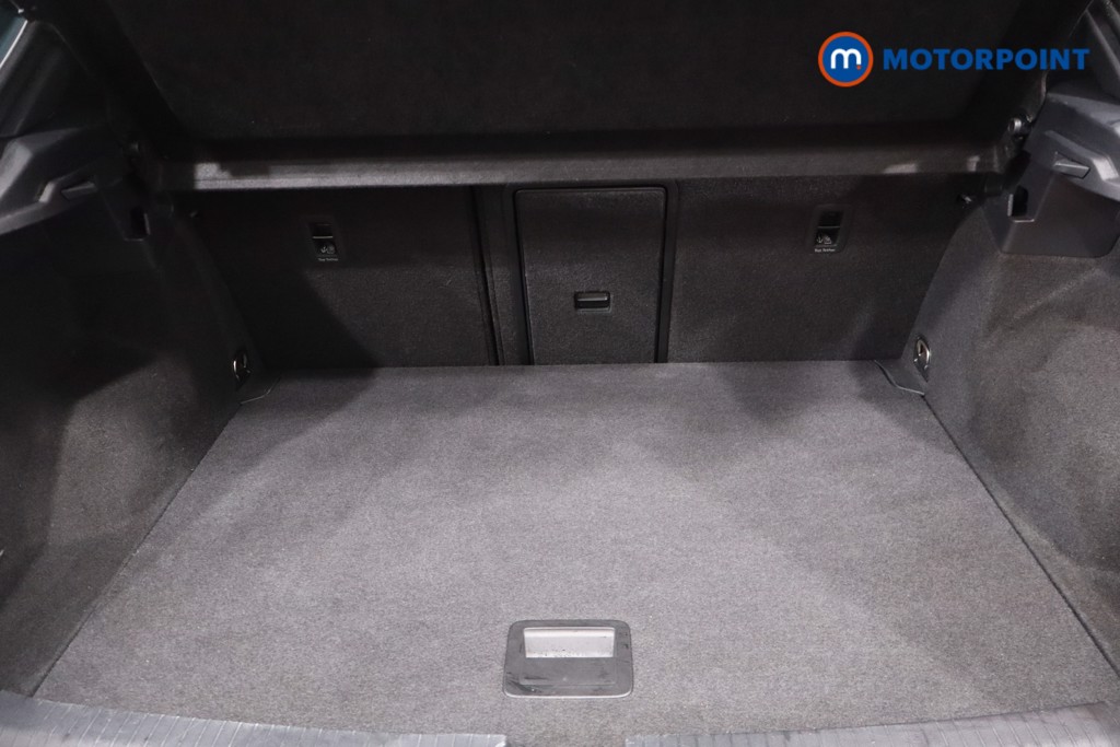 Volkswagen T-Roc R-Line Automatic Petrol SUV - Stock Number (1604733) - 40th supplementary image
