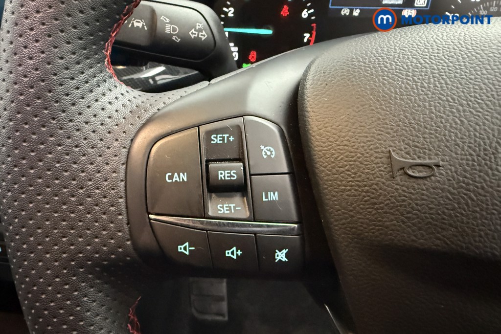 Ford Focus St-Line Manual Petrol Hatchback - Stock Number (1604749) - 4th supplementary image