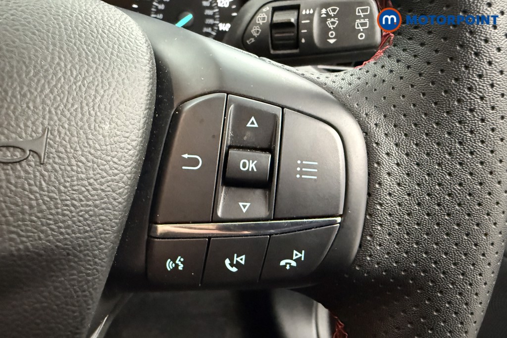 Ford Focus St-Line Manual Petrol Hatchback - Stock Number (1604749) - 5th supplementary image