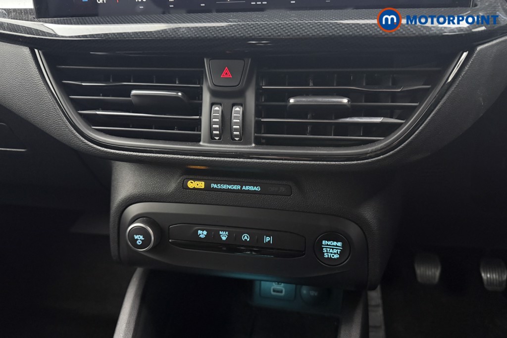 Ford Focus St-Line Manual Petrol Hatchback - Stock Number (1604749) - 11th supplementary image