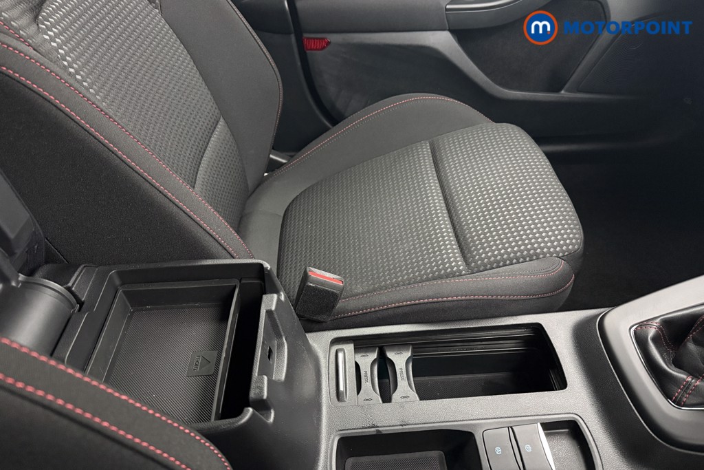Ford Focus St-Line Manual Petrol Hatchback - Stock Number (1604749) - 13th supplementary image