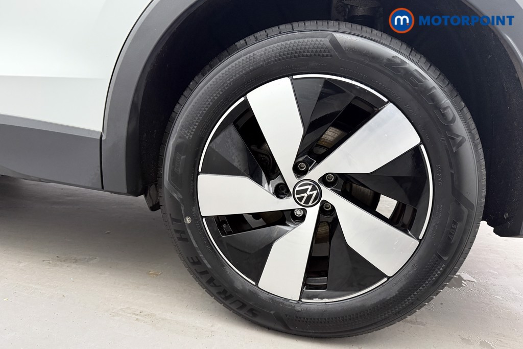 Volkswagen Tiguan Life Launch Edition Automatic Petrol SUV - Stock Number (1604788) - 35th supplementary image