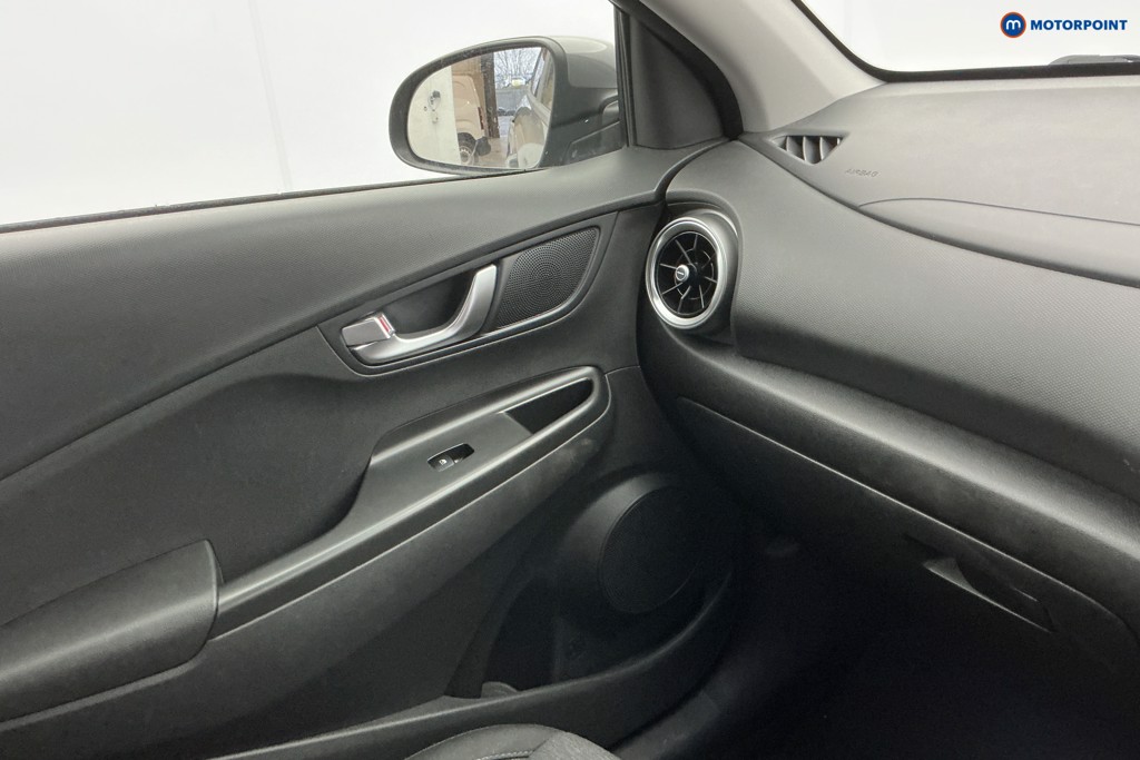 Hyundai Kona Premium Automatic Electric SUV - Stock Number (1604871) - 16th supplementary image