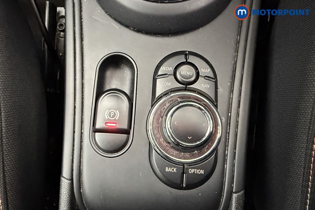 Mini Countryman Cooper Classic Manual Petrol SUV - Stock Number (1605244) - 12th supplementary image