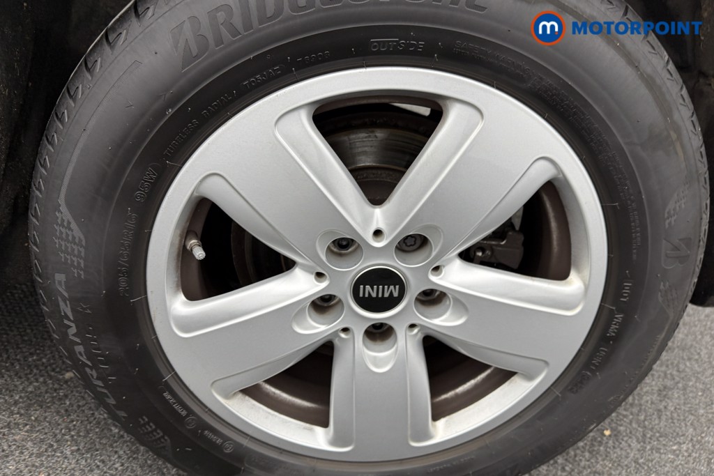 Mini Countryman Cooper Classic Manual Petrol SUV - Stock Number (1605244) - 32nd supplementary image