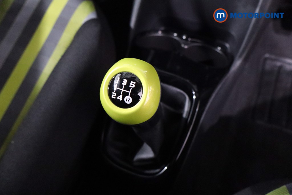 Peugeot 108 Collection Manual Petrol Hatchback - Stock Number (1605290) - 20th supplementary image