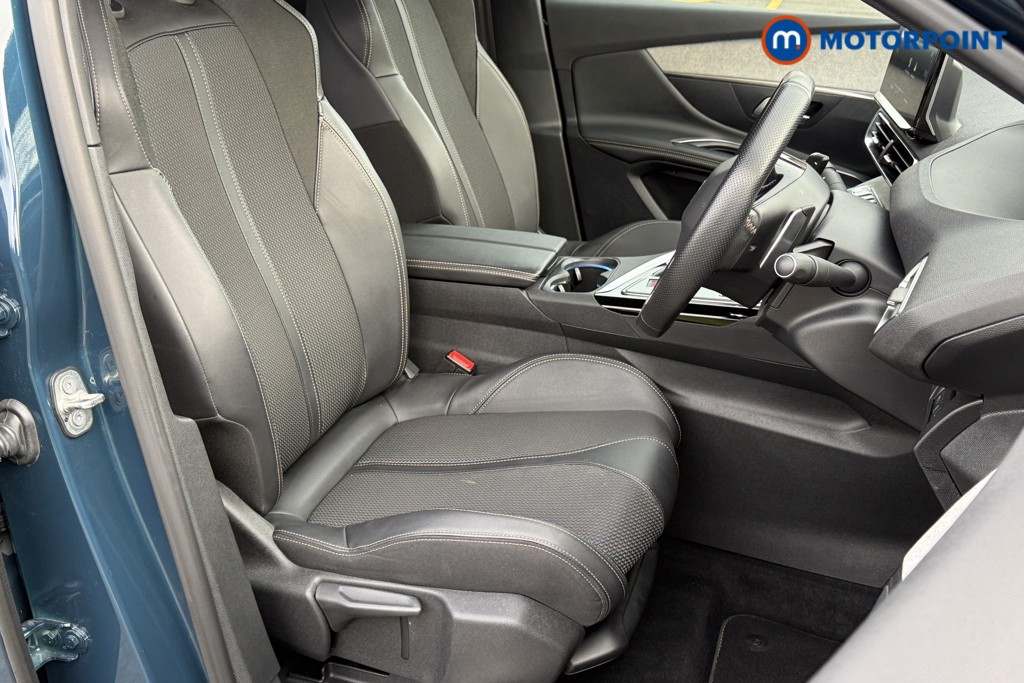 Peugeot 3008 GT Automatic Petrol Plug-In Hybrid SUV - Stock Number (1605604) - 12th supplementary image