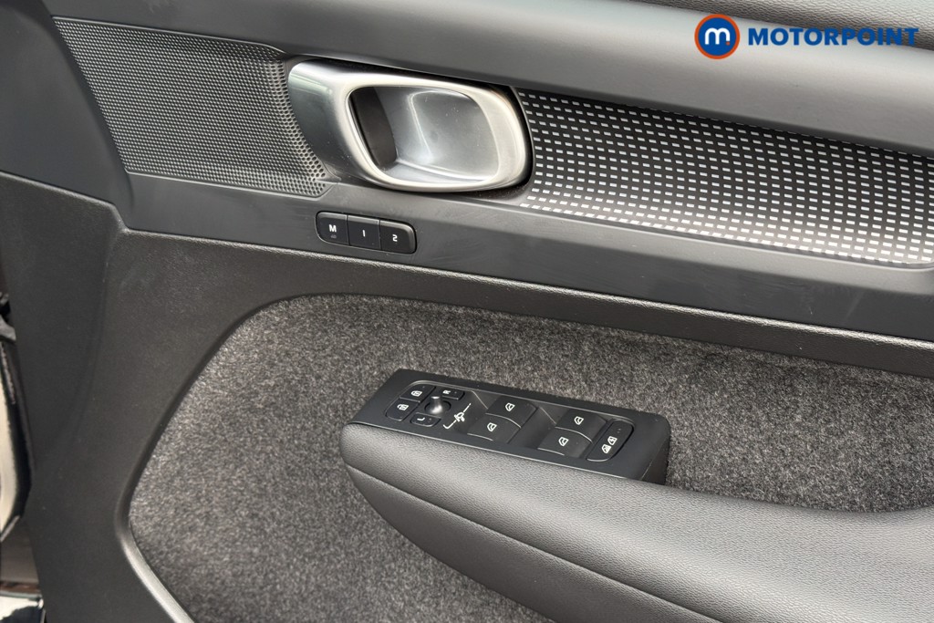 Volvo Xc40 Plus Automatic Petrol SUV - Stock Number (1605867) - 11th supplementary image