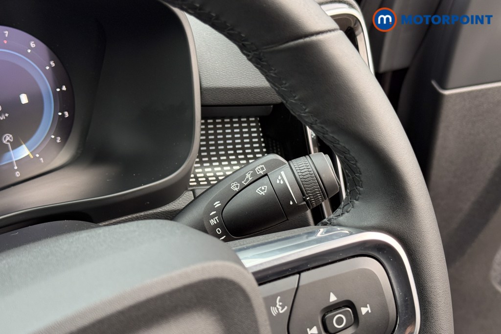 Volvo Xc40 Plus Automatic Petrol SUV - Stock Number (1605867) - 17th supplementary image