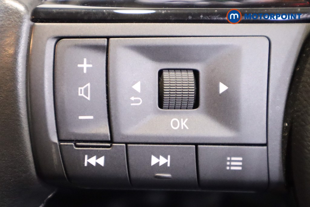 Nissan Qashqai Acenta Premium Manual Petrol SUV - Stock Number (1606084) - 19th supplementary image