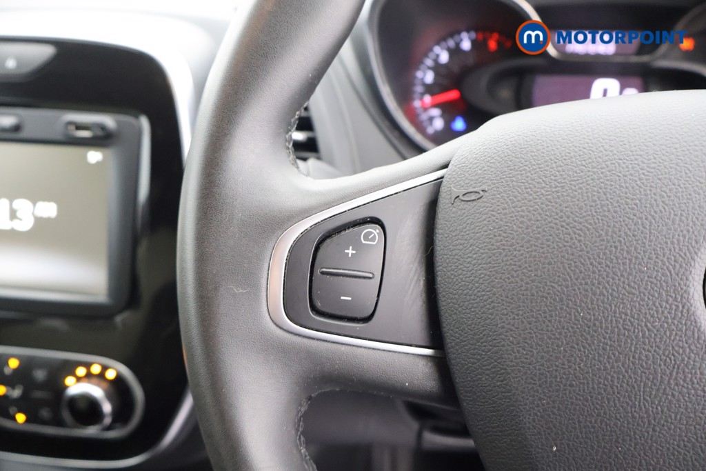 Renault Captur Iconic Automatic Diesel SUV - Stock Number (1606324) - 2nd supplementary image