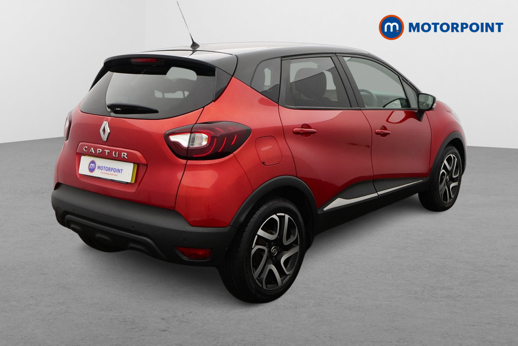 Renault Captur Iconic Automatic Diesel SUV - Stock Number (1606324) - Drivers side rear corner