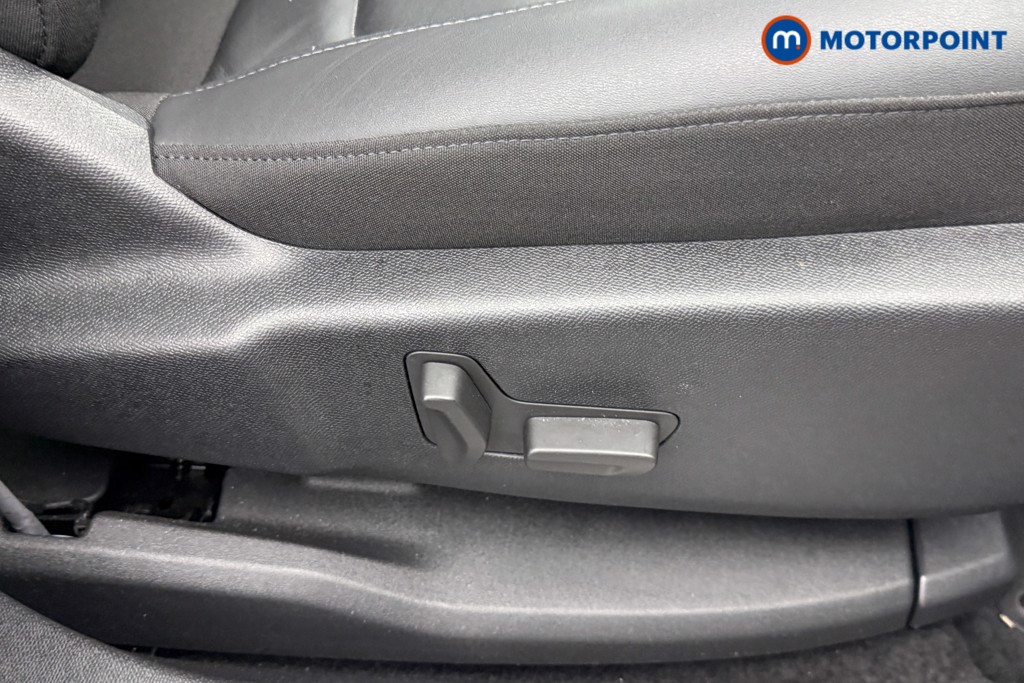 Citroen C5 Aircross C-Series Edition Manual Petrol SUV - Stock Number (1606433) - 18th supplementary image