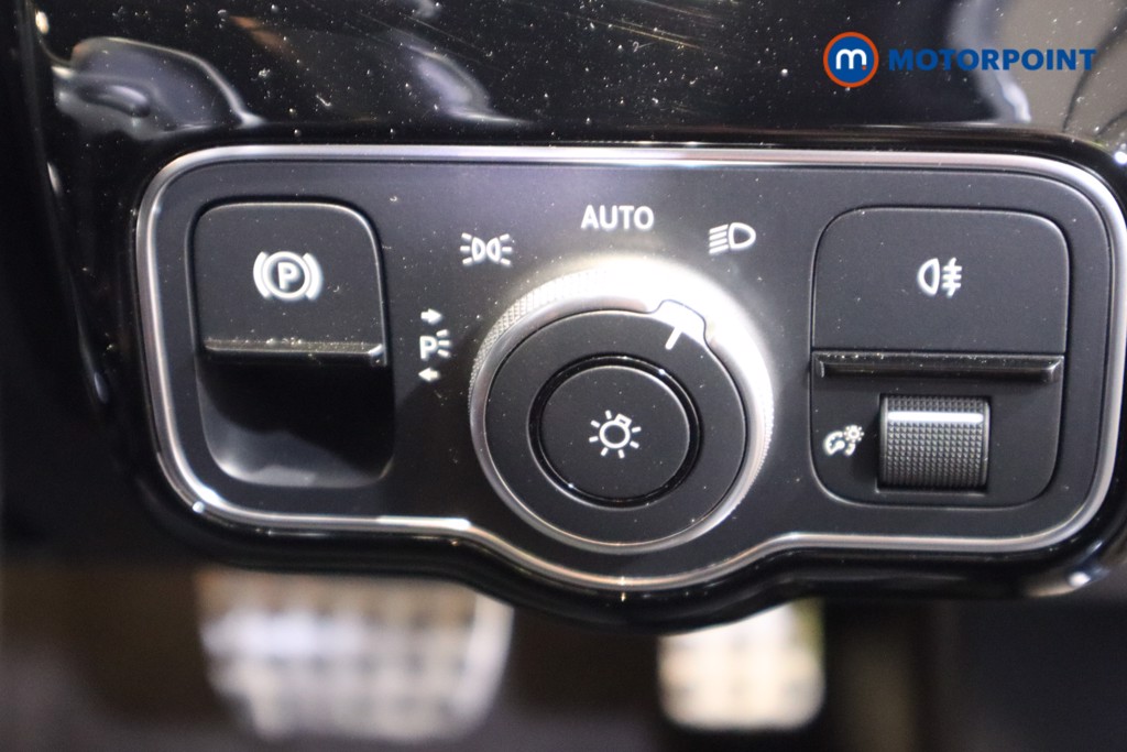 Mercedes-Benz A Class Amg Line Automatic Petrol Saloon - Stock Number (1606472) - 17th supplementary image