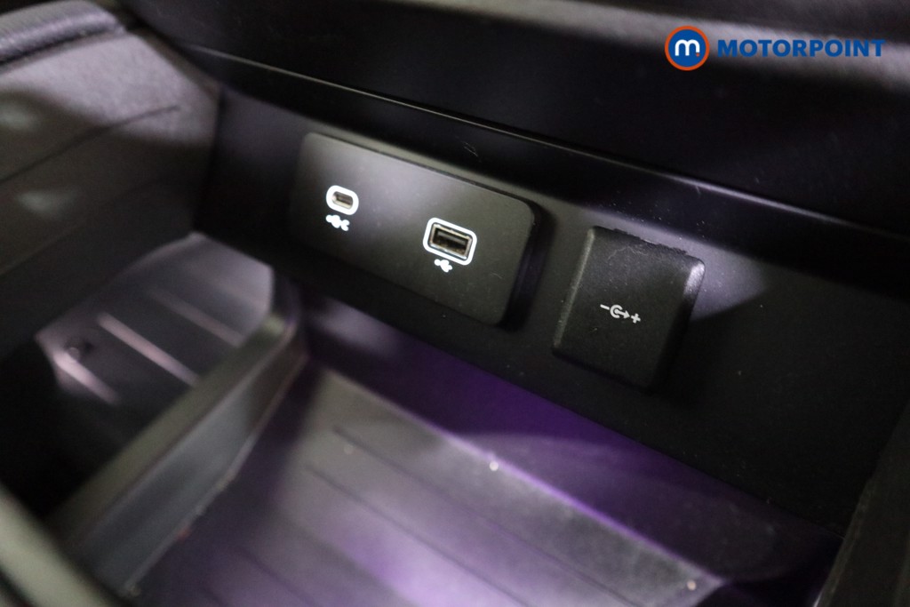 Land Rover Defender 75Th Limited Edition Automatic Diesel SUV - Stock Number (1606490) - 10th supplementary image