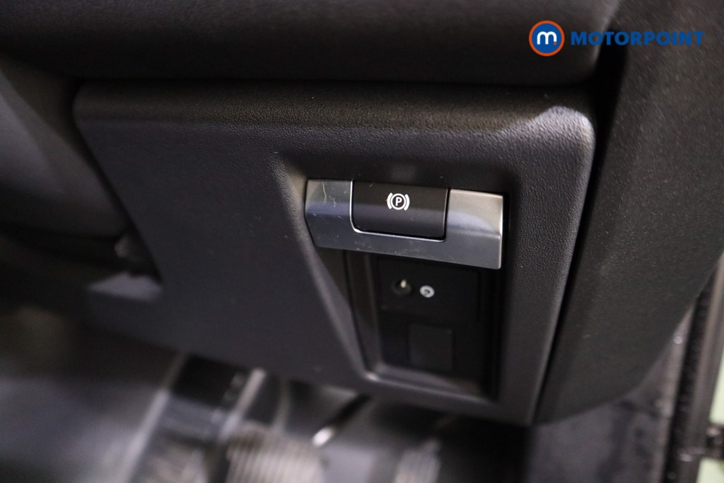 Land Rover Defender 75Th Limited Edition Automatic Diesel SUV - Stock Number (1606490) - 11th supplementary image