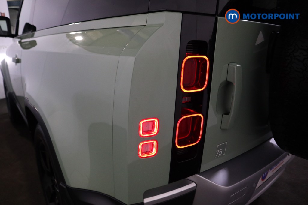 Land Rover Defender 75Th Limited Edition Automatic Diesel SUV - Stock Number (1606490) - 23rd supplementary image